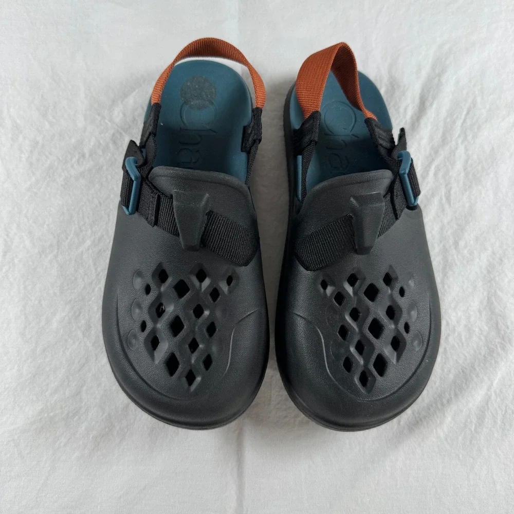 Chaco Kids' Size 4 Black Chillos Clogs JCH180360 Adjustable Straps Clogs